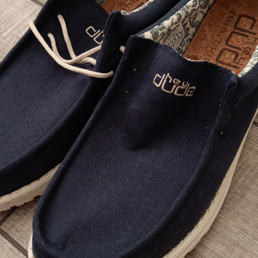 HEY DUDE..FLAW..SIZE 12 - Picture 6 of 8